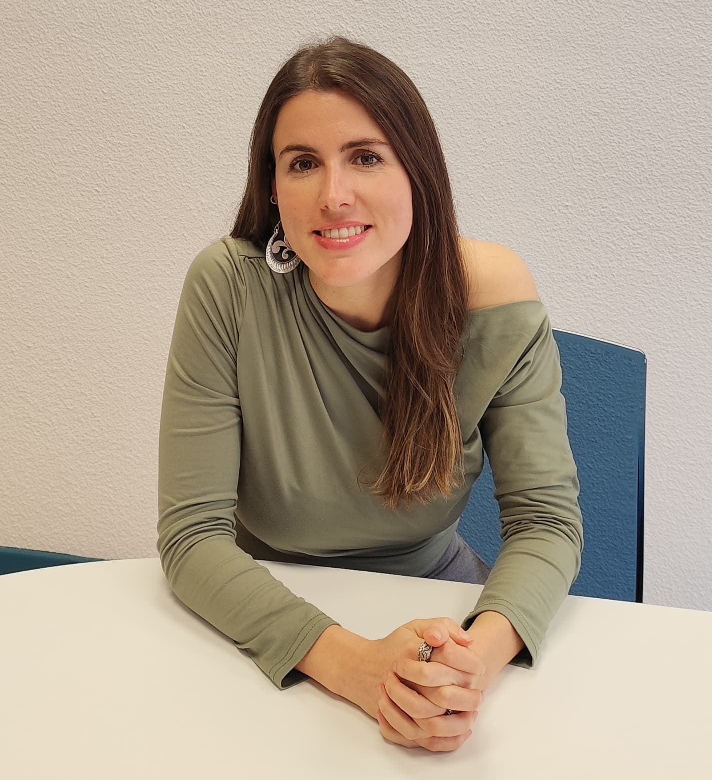 Países Bajos dio el portazo al móvil en las aulas: una decisión que interpela a Europa