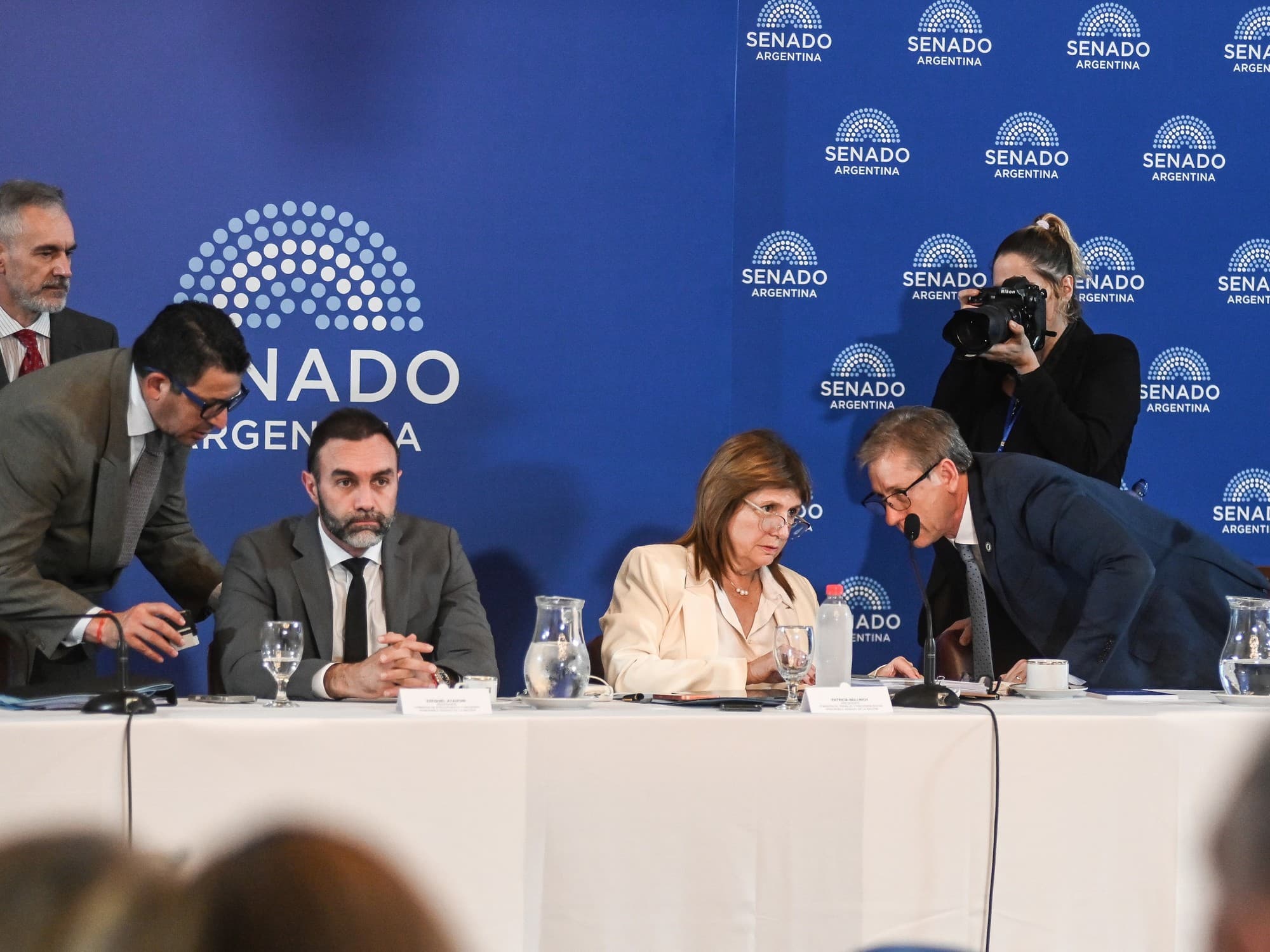 Rescate audaz en Irán: la maquinaria militar de EE. UU. y la sombra de la inteligencia