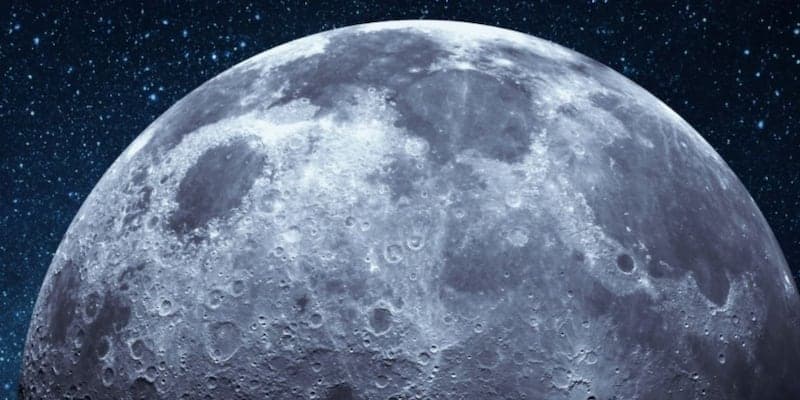 El lado oculto de la Luna: riqueza, riesgo y la nueva carrera por el satélite