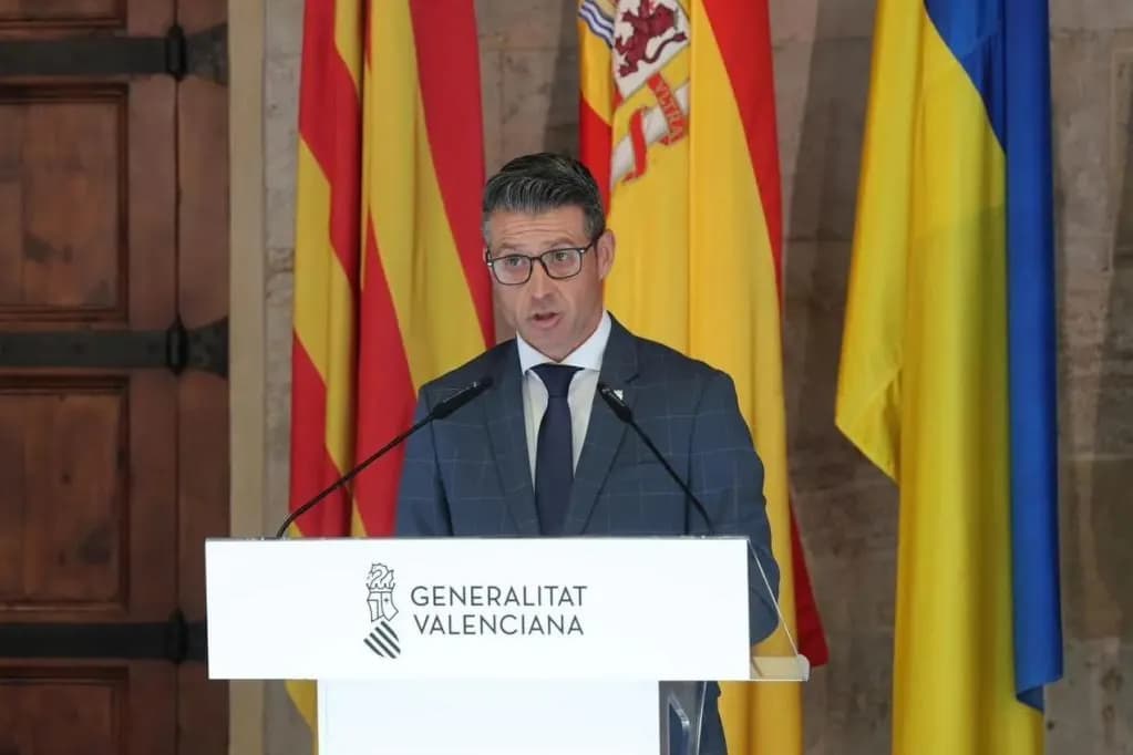 El PSOE expulsa a Toni González y acelera su crisis en Valencia