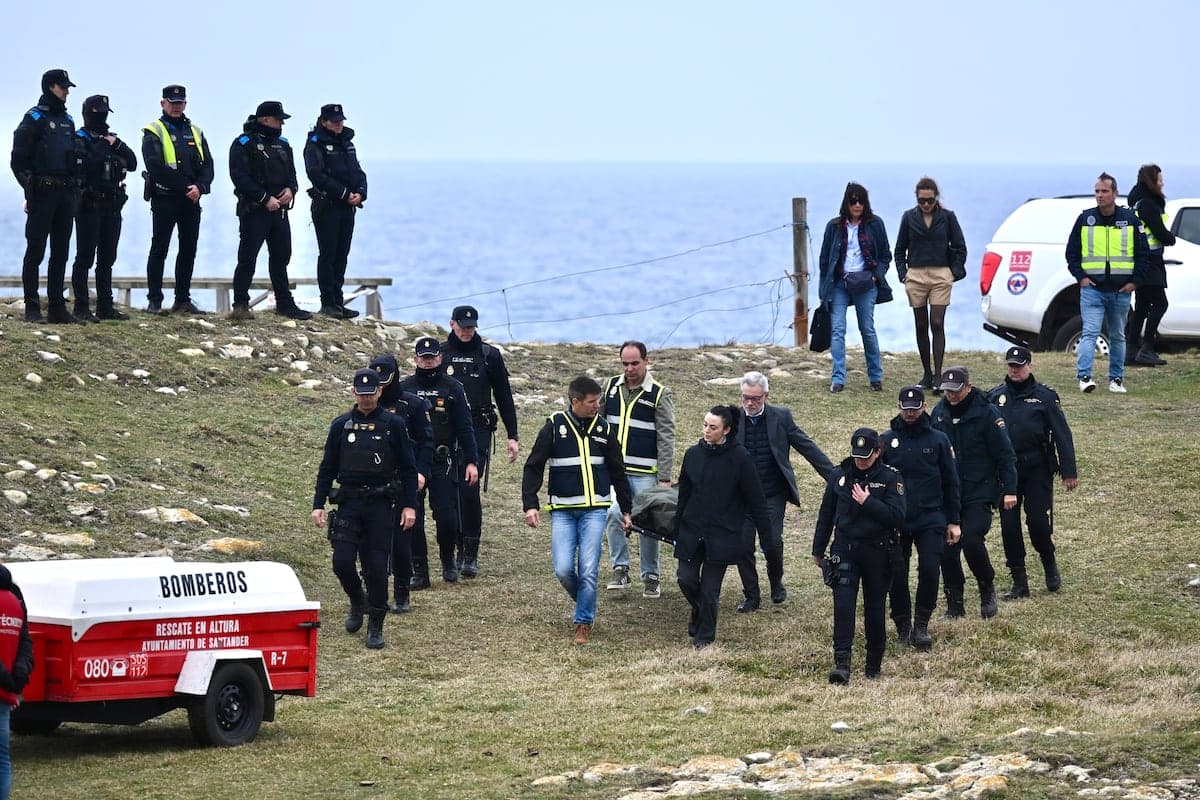 Seis muertos, tres administraciones y una pasarela rota: la rendición de lo público