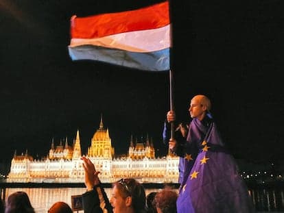 Sánchez proclama el final de la "internacional ultraderechista": la hora de la confrontación ideológica