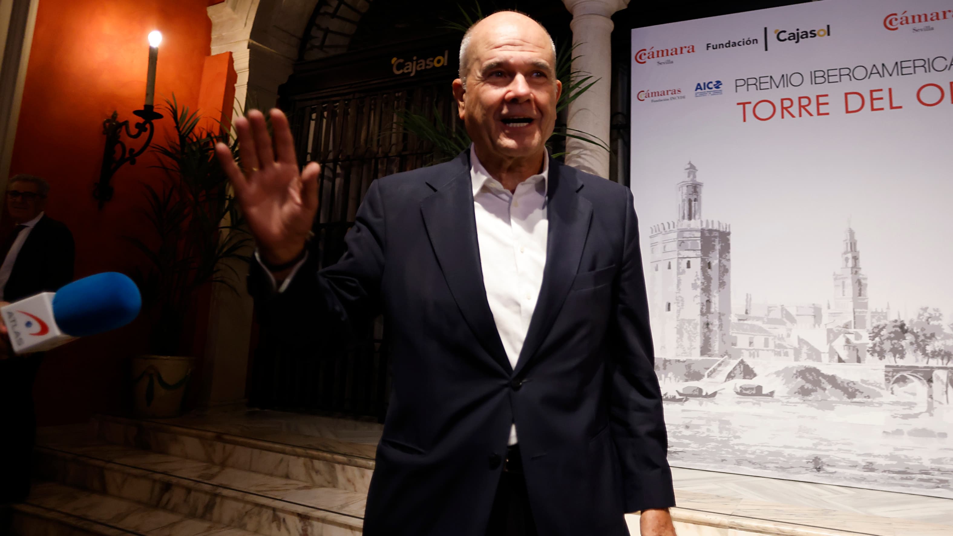 De la épica al bache: el 'espíritu Mamdani' que repara calles y enfría proclamas