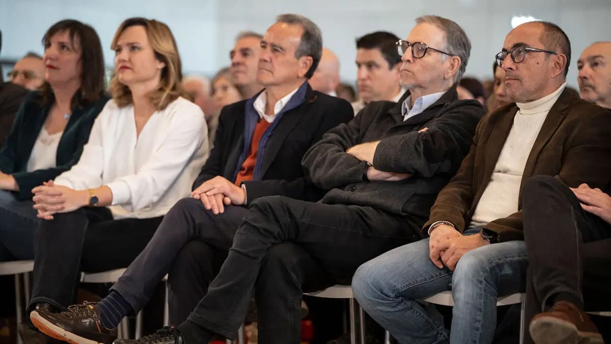 Sánchez respalda a Montero en Huelva: la campaña se blinda alrededor de la sanidad