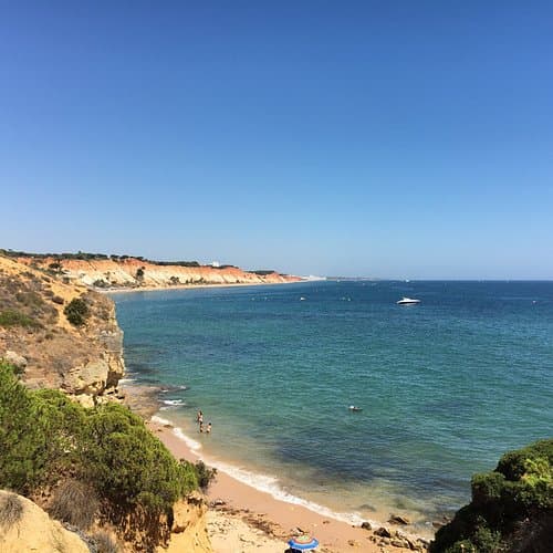 Cuando el mundo nos muestra sus playas: lecciones desde las costas señaladas por la BBC