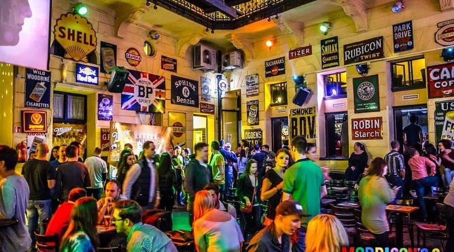 El fin del refugio ultraderechista: consecuencias de la derrota de Orbán