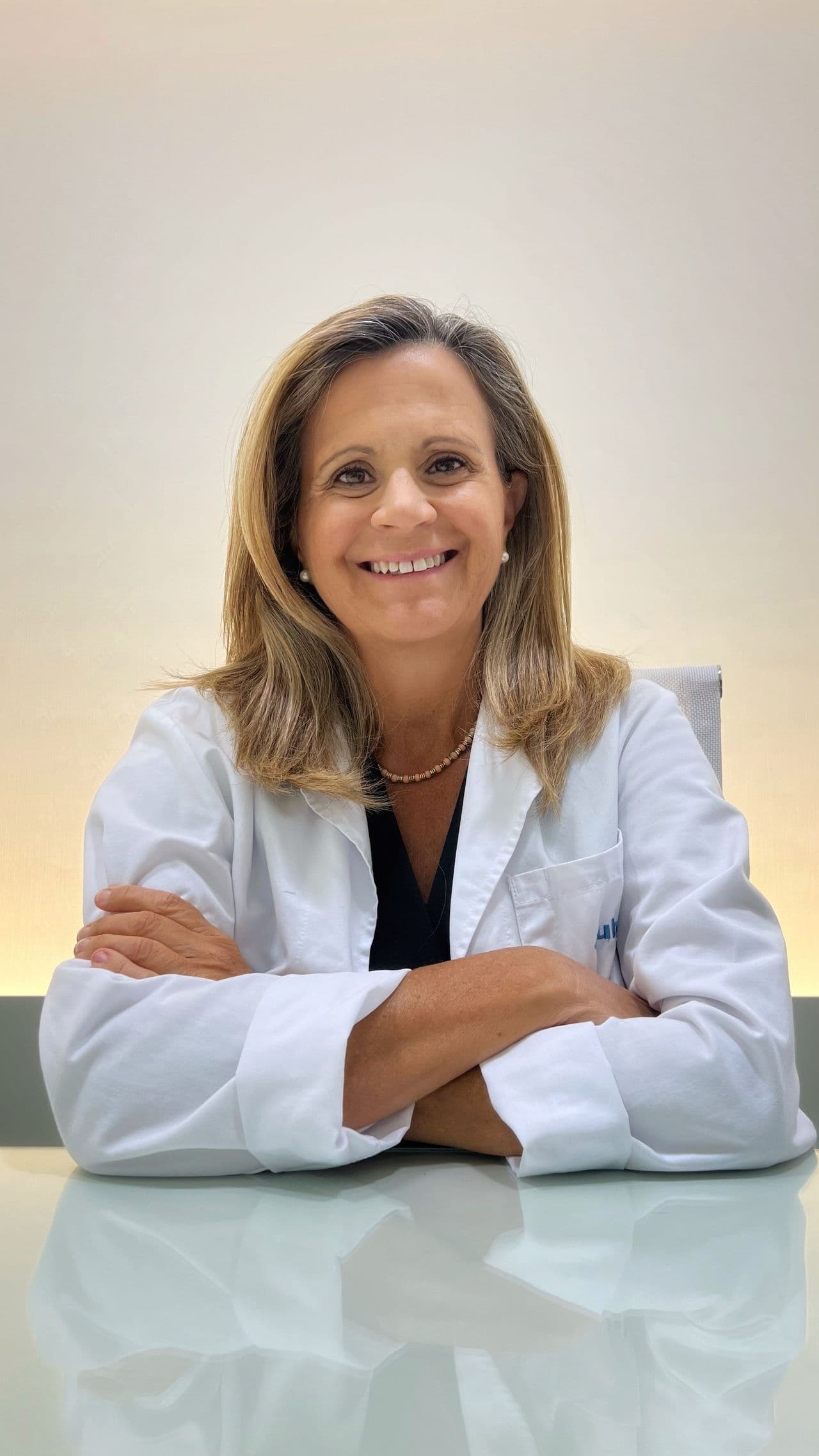 Oír, ver y acatar: el servicio que tapa grietas en la casa pública