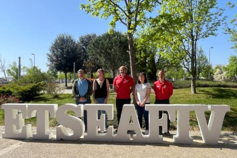El Govern proclama salvar el catalán mientras la realidad lingüística confirma su retroceso