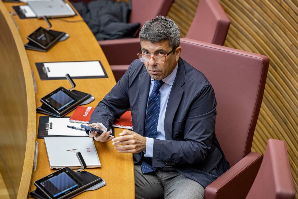 La verdad no espera: Mazón, los mensajes y la obligación de aclarar la DANA