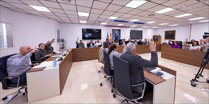 Memoria unánime: Torrevieja decide honrar a las víctimas del bombardeo de 1938