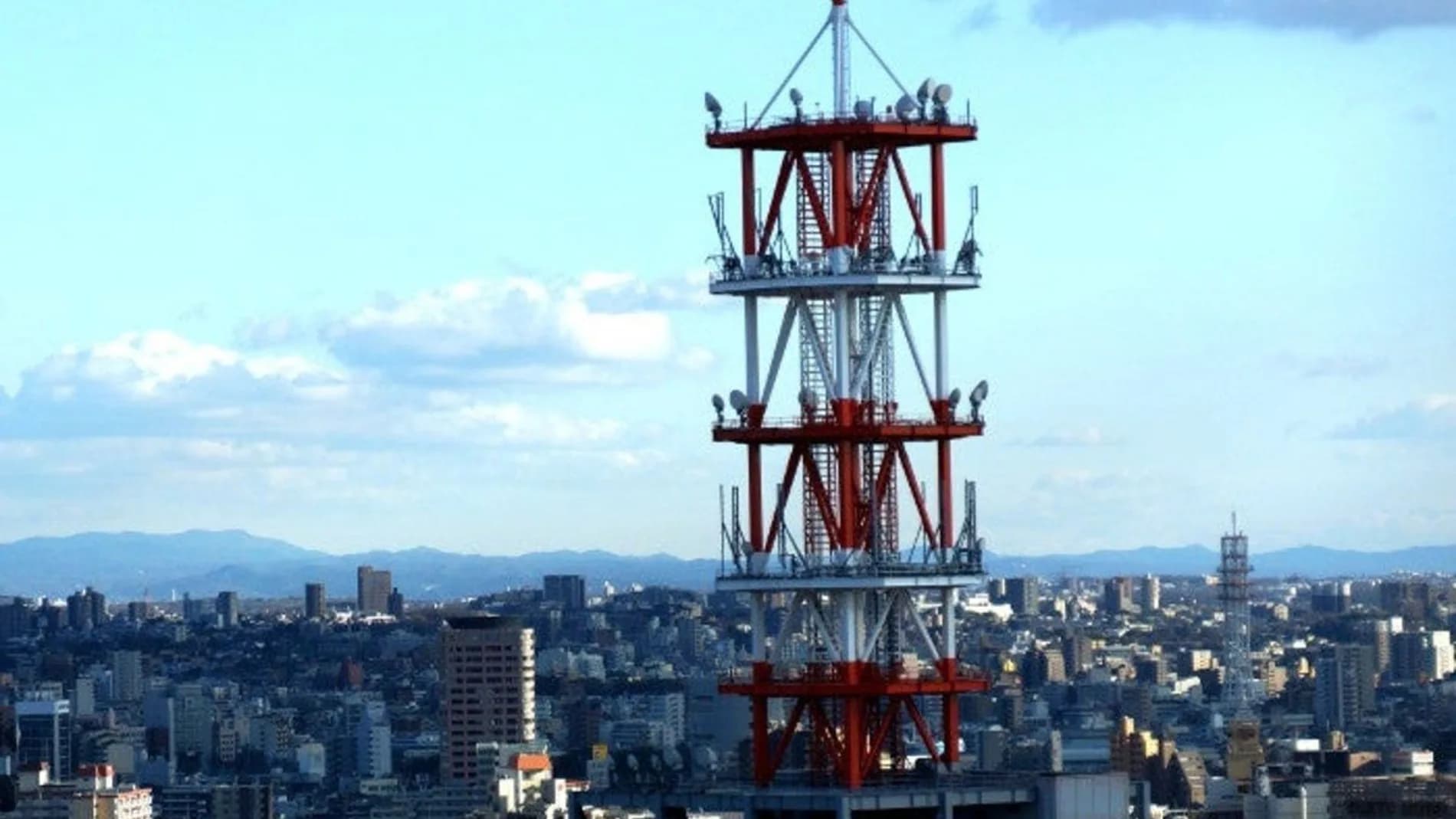 La ciudad que vigila y protege: cuando lo cotidiano es infraestructura de defensa
