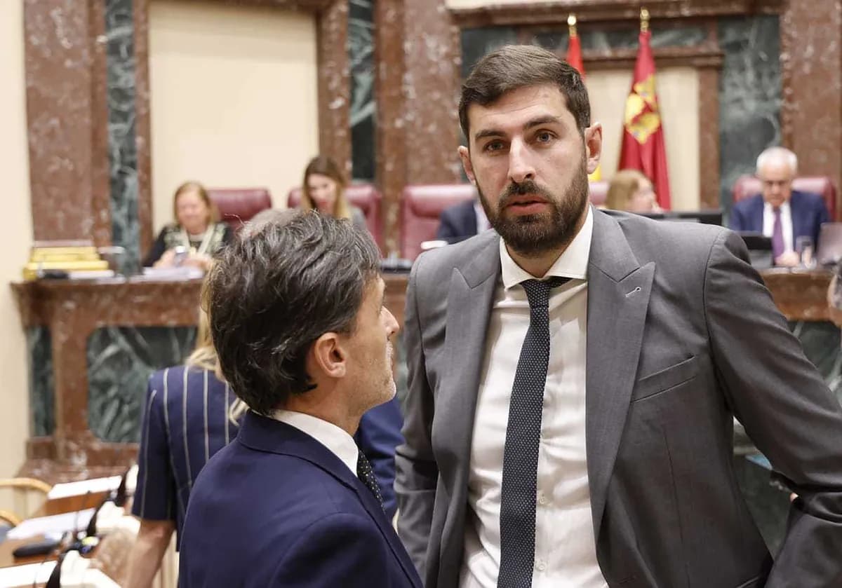 Cuando la cúpula se atrinchera, el partido se deshace