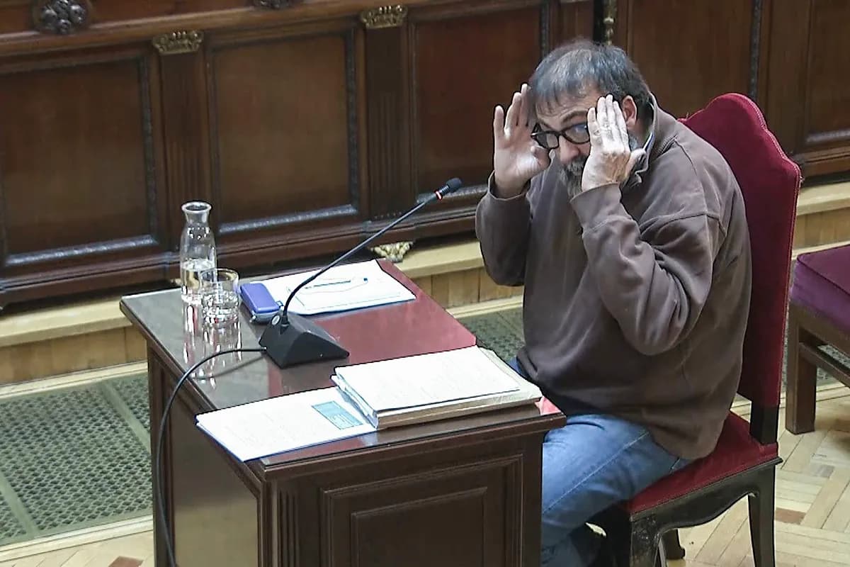 Entre «chistorras» y negaciones: el PSOE se aferra a la trazabilidad