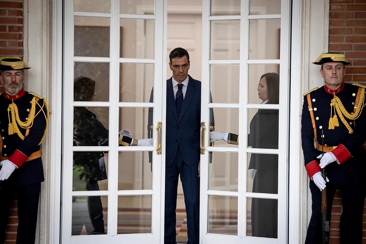 La pareja de Gobierno se deshace: los aliados toman distancia en la recta final