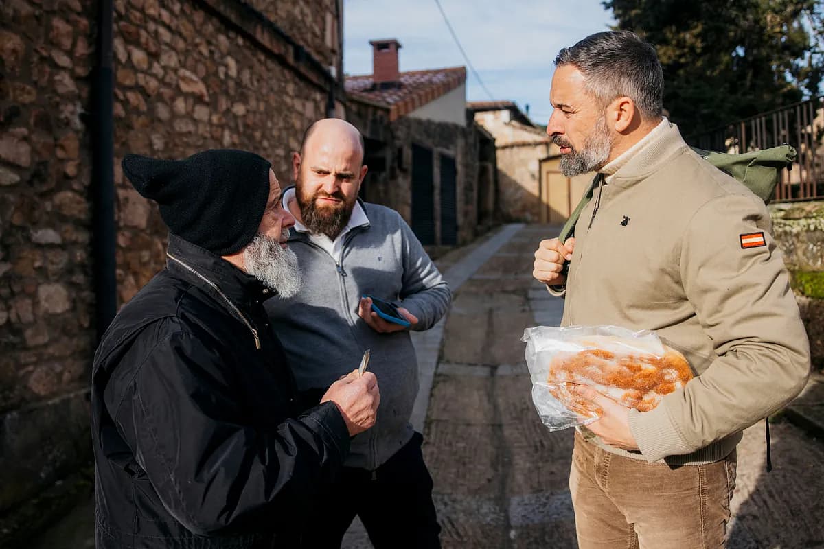 El mitinero que no para: Abascal, pueblo a pueblo hacia las urnas