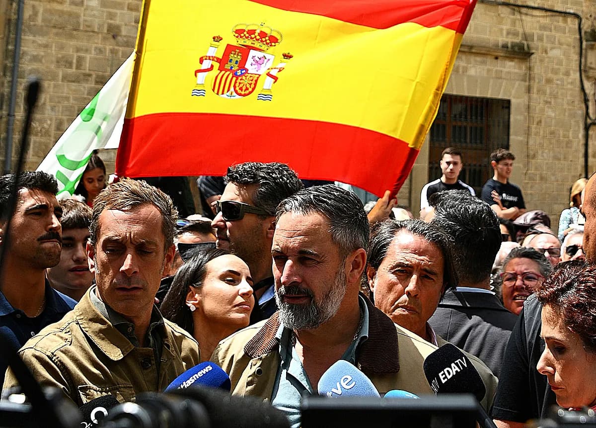 Prioridad nacional: Vox planta cara y airea su manual del “primero los de casa”