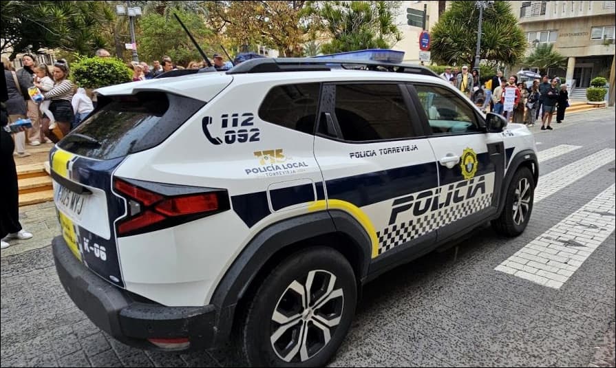 Torrevieja refuerza el centro: nuevo retén de Policía Local en Joaquín Chapaprieta