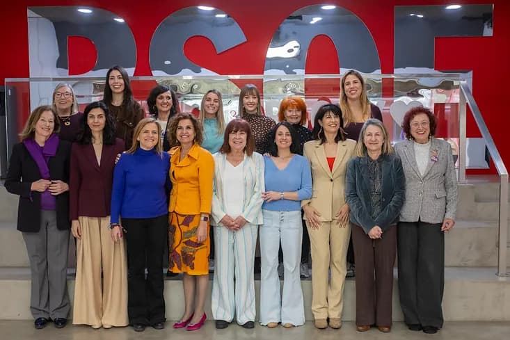 La machoesfera digital: la nueva trinchera que el PSOE denuncia en el 8-M