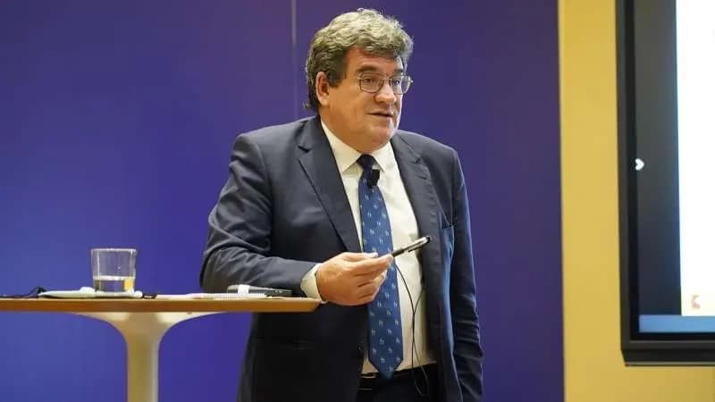 Un borrador que divide y castiga a quienes nos protegen