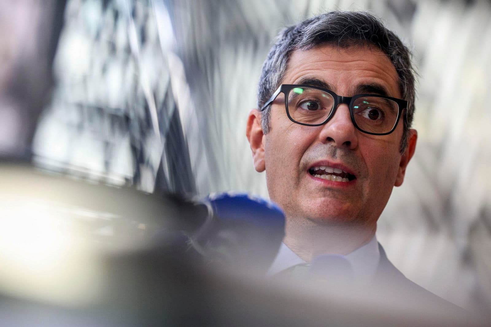 La convocatoria en Semana Santa: un juez persiste y la política aguarda