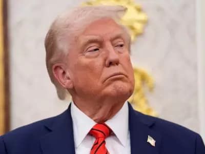 Trump acusa de "cobardes" a la OTAN por no abrir el estrecho de Ormuz