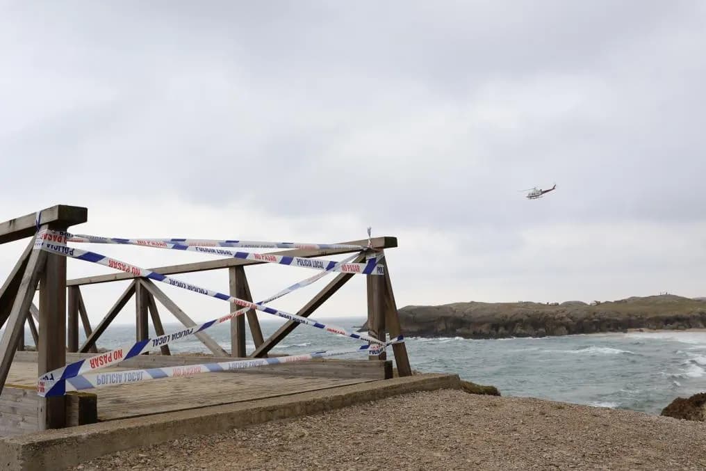 La costa de Santander reclama responsabilidades: sexta víctima tras la rotura de la pasarela