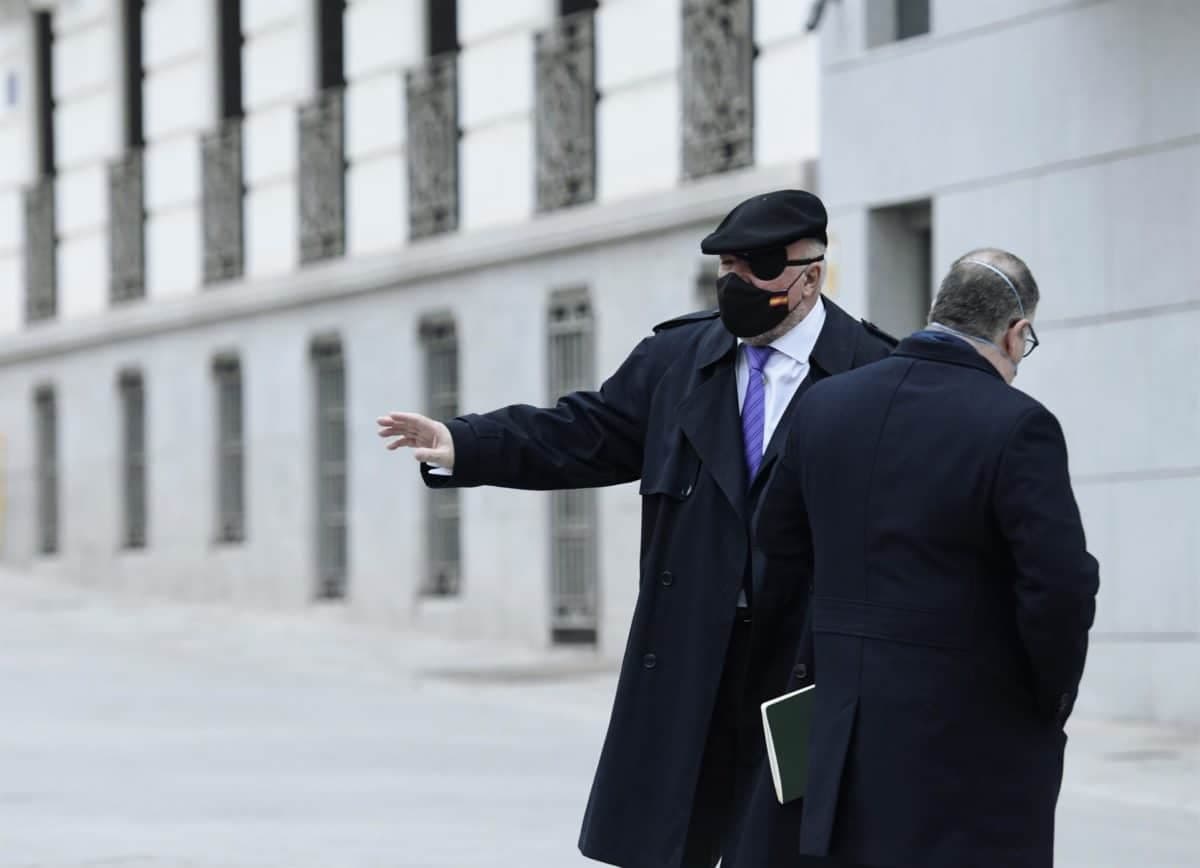 La Justicia llama a declarar a Rajoy y Cospedal: la verdad en el banquillo del tiempo