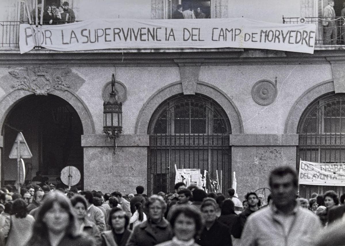 La tradición que excluye: Sagunto frente al espejo de la igualdad