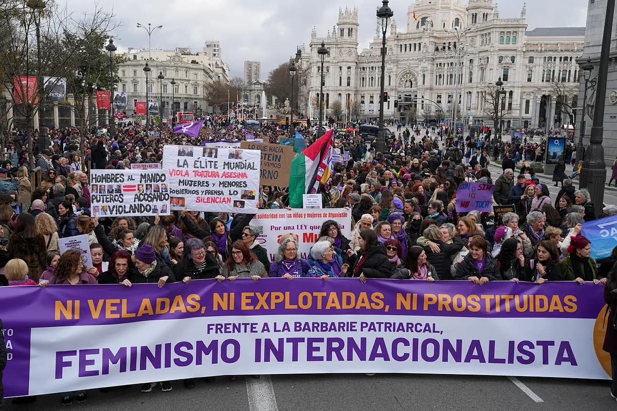 El 8-M en Madrid: el 'No a la guerra' como estandarte y la fractura que persiste