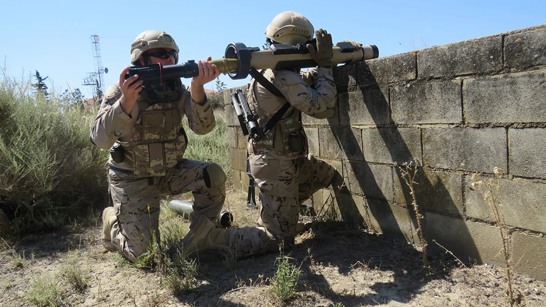 Invertir en la seguridad: 21,6 millones para dotar a los marines del lanzacohetes Hispano