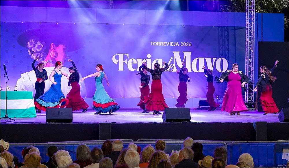 Torrevieja canta a Andalucía: la Feria de Mayo que honra a su gente