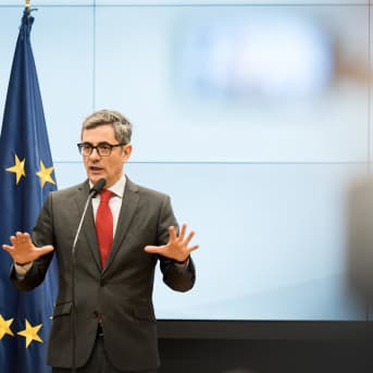 La ruta de Abascal mostró éxitos y fisuras: Vox frente al espejo