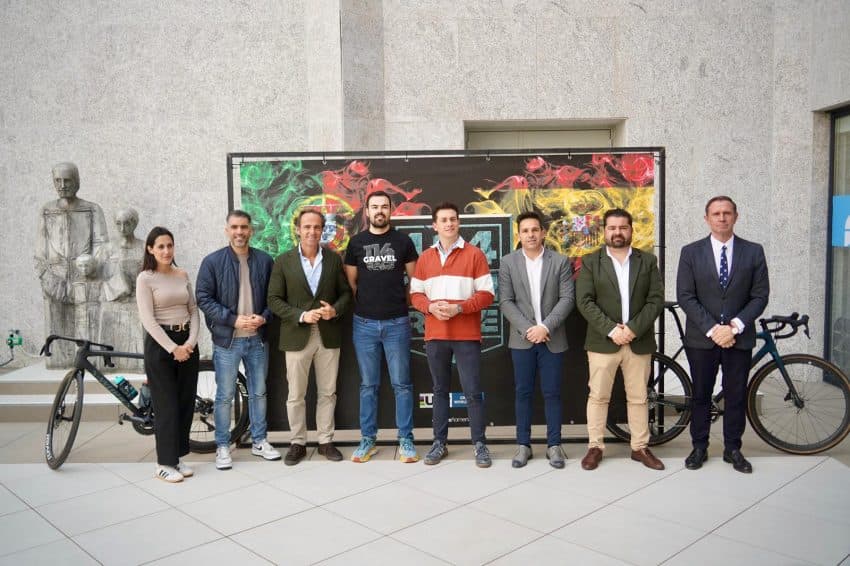 Primarias en Extremadura: la artillería interna se reagrupa y el pulso se abre